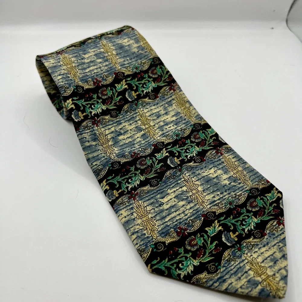 Metropolitan Museum of Art Silk Necktie Mens Floral Pattern Blue Gold‎